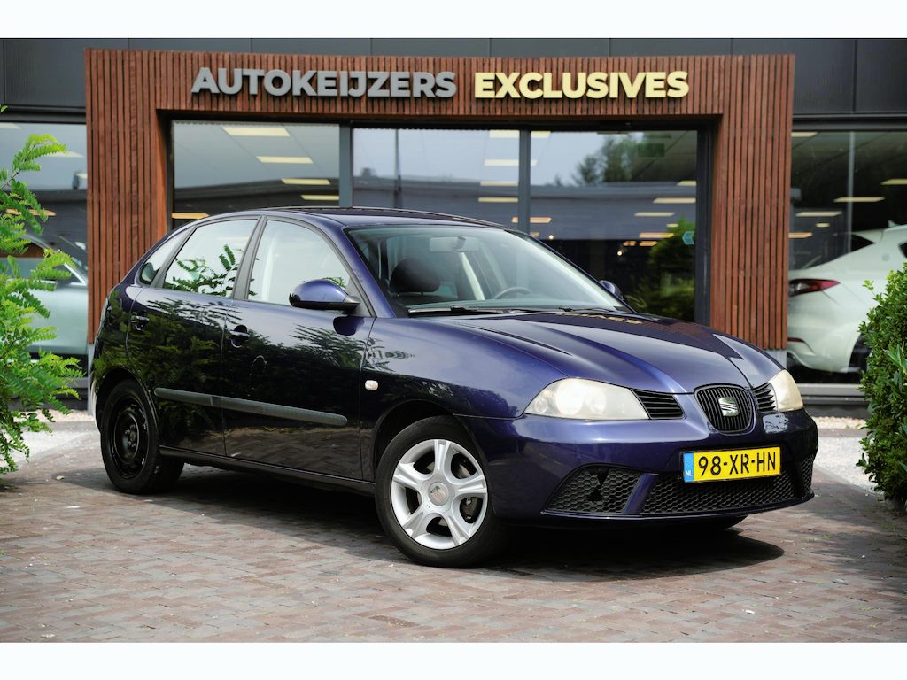 SEAT Ibiza 1.4-16V Trendstyle Airco CV Buitentemperatuurmeter Cruise control Electrische ramen