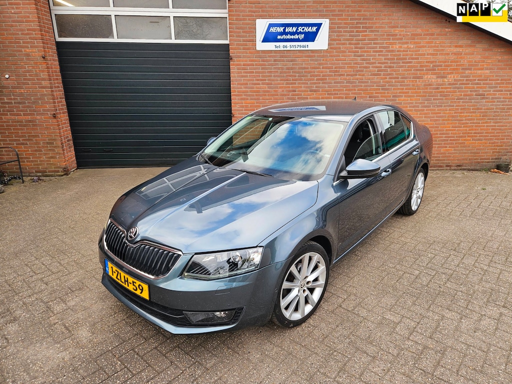 Skoda Octavia 1.2 TSI Greentech Elegance Businessline 2015 AUTOMAAT