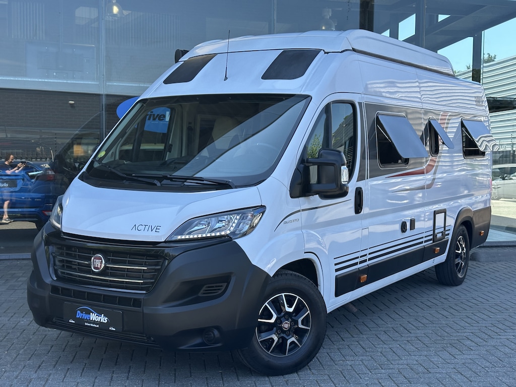 Burstner Camper Campeo Active C640 | Hefdak | 4-5-persoons | Luifel | Camera | Pop-Up Roof |Solar | Carplay | Fietsen drager | Keurig onderhoude  Interesse, Proefrit? Bel of app met: 06-24282842 / 06-42130156