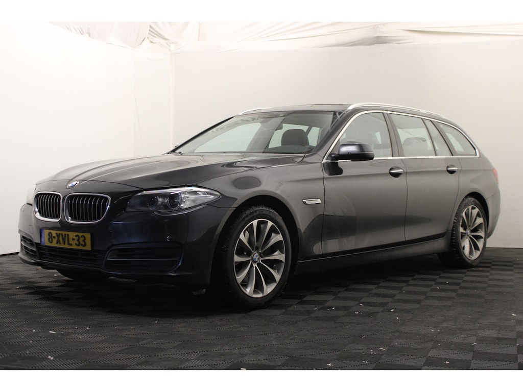 BMW 5-Serie Touring 528i Executive |Navi|
