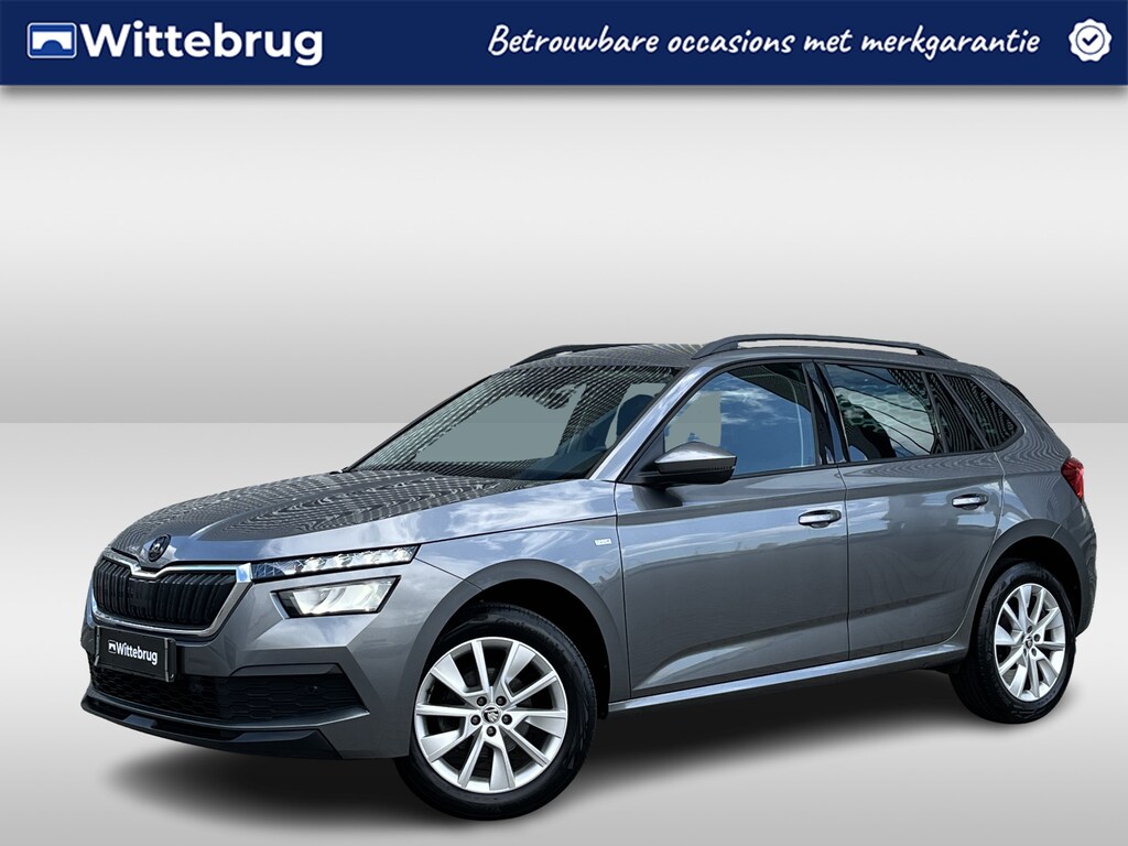 Skoda Kamiq 1.0 TSI Ambition / Parkeersensoren V+A / Stuur + Stoelverwarming / LED / App-Connect / Verwarmbare Voorruit **