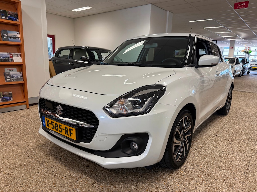 Suzuki Swift 1.2 Style Smart Hybrid Navi | Carplay| 10 jaar garantie!