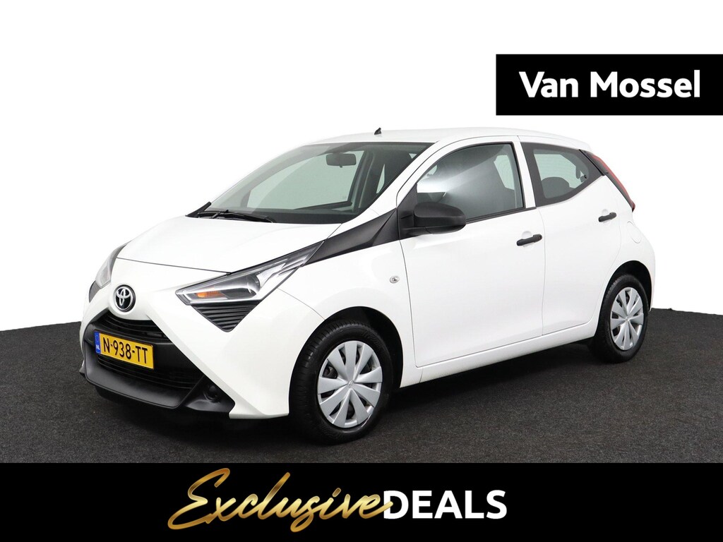 Toyota Aygo 1.0 VVT-i x-fun | Airco | Bluetooth telefoonvoorbereiding | Radio |