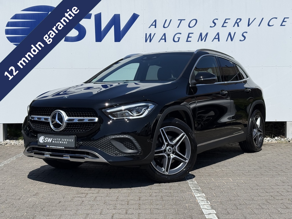 Mercedes-Benz GLA 200 Business Solution Luxury | Trekhaak | Ambient Light | LED | 18 inch