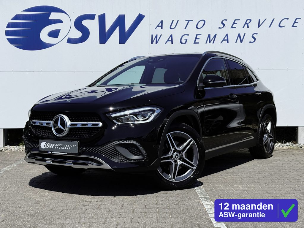 Mercedes-Benz GLA 200 Business Solution Luxury | Trekhaak | Ambient Light | LED | 18 inch