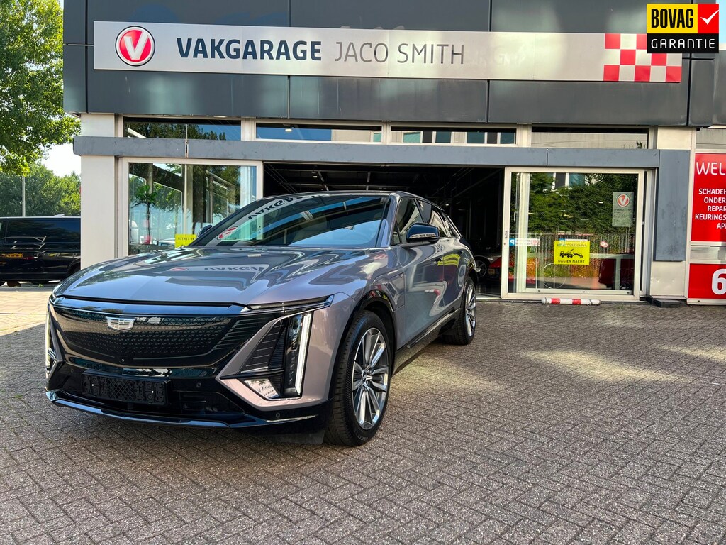 Cadillac Lyriq 600 E4 Sport