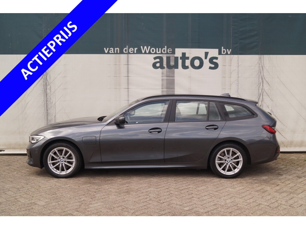 BMW 3-Serie Touring 320e PHEV Business Edition Plus -LEER-ECC-NAVI-