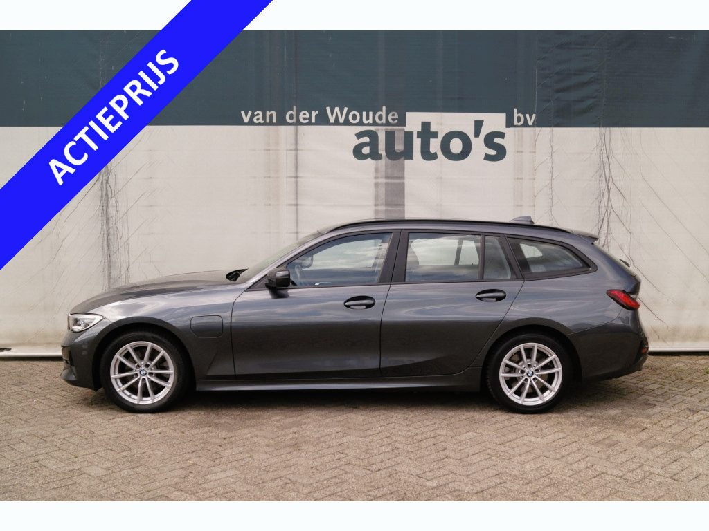 BMW 3-Serie Touring 320e PHEV Business Edition Plus -LEER-ECC-NAVI-