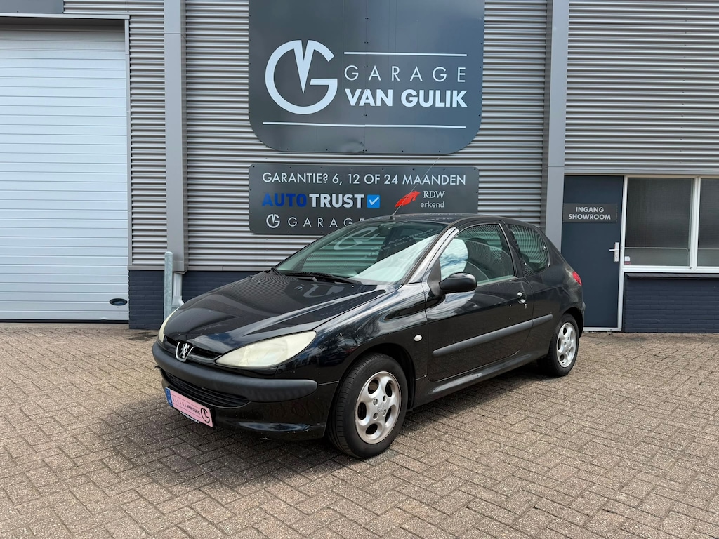 Peugeot 206 1.1 X-line 60PK ElektrRamen,Isofix,Lmv,Radio/Cd-Speler,Boordcomputer,D-riemVervangenBij172822KM