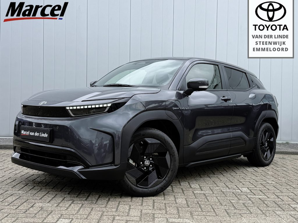 Toyota Urban Cruiser Dynamic 61 kWh Voorraad Nieuw