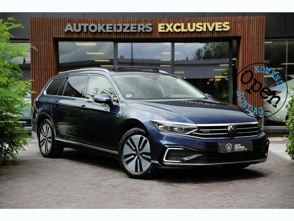 Volkswagen Passat 1.4 TSI PHEV GTE Panoramadak Adapt. Cruise LED Carplay Massage