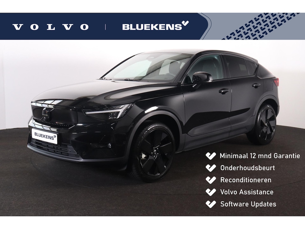 Volvo EC40 Performance Ultra Black Edition 82 kWh - IntelliSafe Assist & Surround - Harman/Kardon audio - Adaptieve LED koplampen - Verwarmde voorstoelen, stuur & achterbank - Parkeersensoren voor & achter - Elektr. bedienb. voorstoelen met geheugen links - Draadloze tel. lader - Warmtepomp - Extra getint glas - Inklapbare trekhaak - 20' LMV