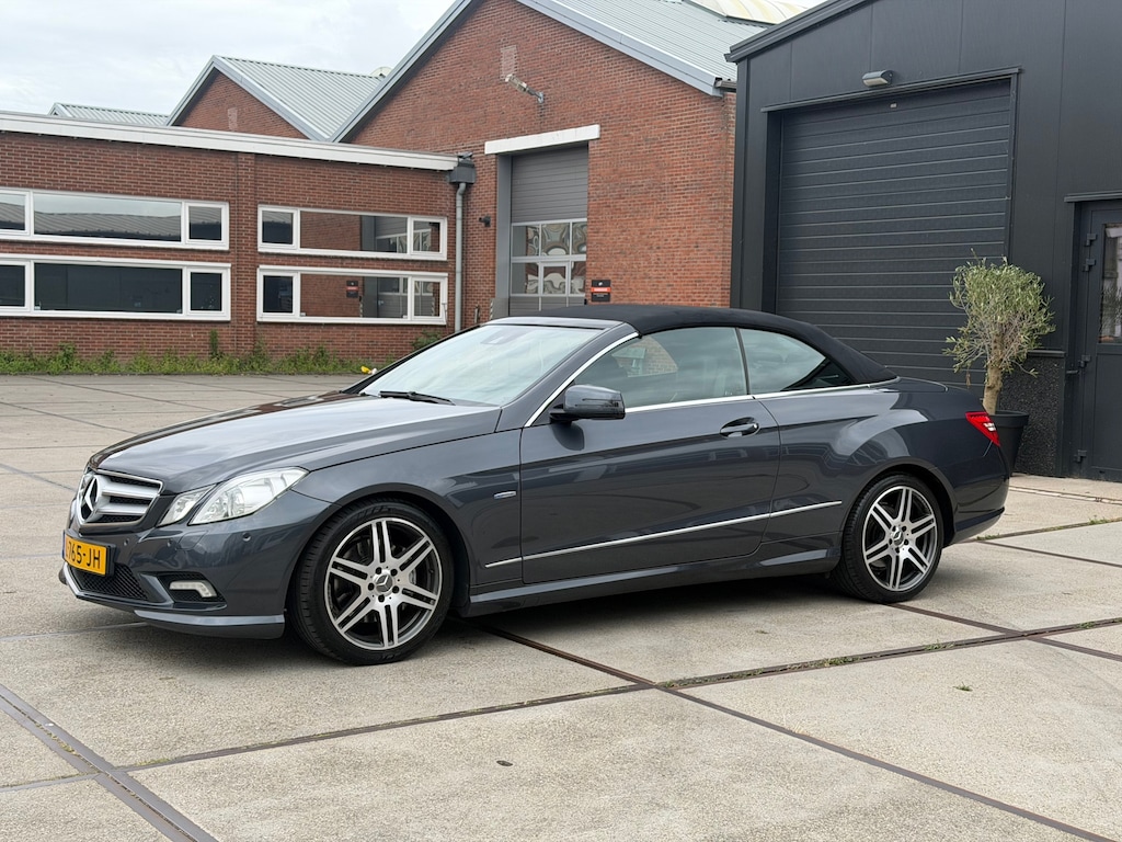 Mercedes-Benz E-klasse Cabrio 200 CGI AMG Aut Nekverw Leder Pdc