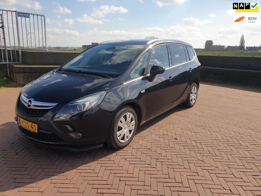 Opel Zafira Tourer 1.4 Design Edition
