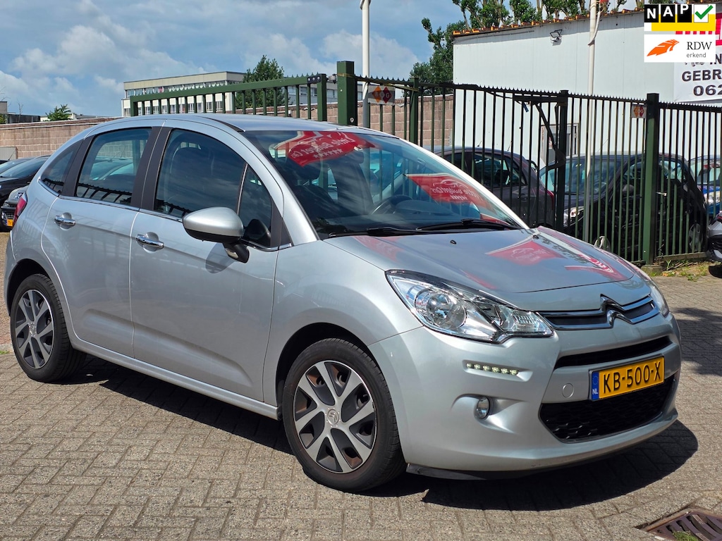 Citroën C3 1.2 PureTech Selection 1e eigenaar dealer onderhouden navigatie cruis control trekhaak elektrische ramen cv op afs