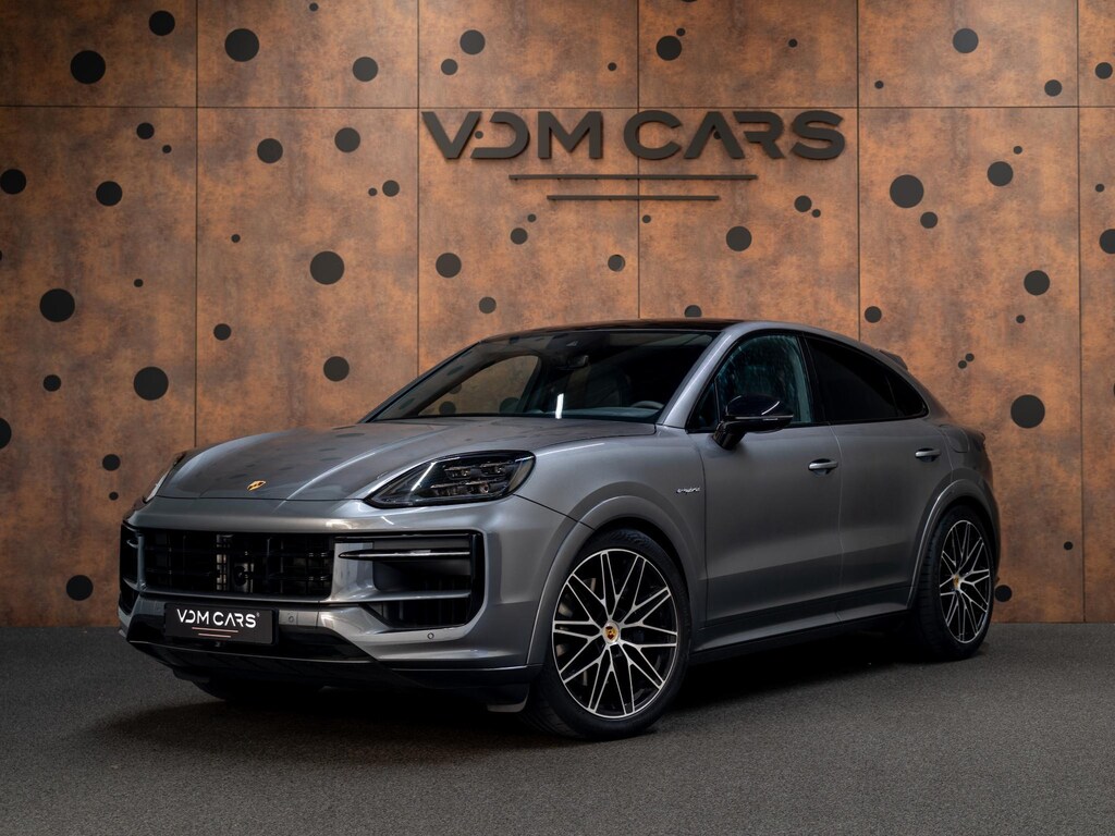 Porsche Cayenne Coupé 3.0 E-Hybrid | Sportdesign | 18-weg | Bijrijdersdisplay | Keyless | Luchtvering |
