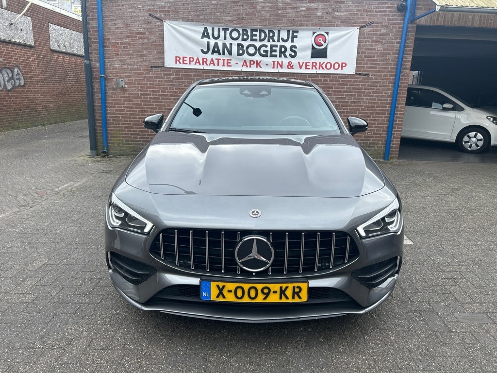Mercedes-Benz CLA 250 e Premium Plus