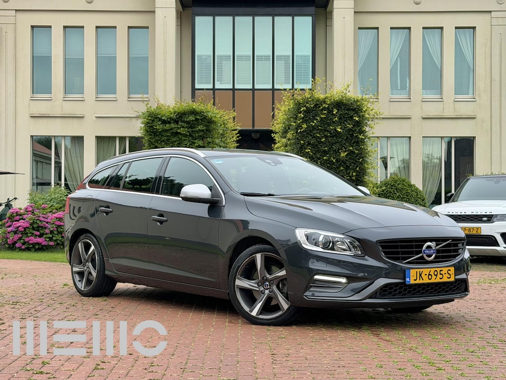 Volvo V60 1.5 T3 R-Design