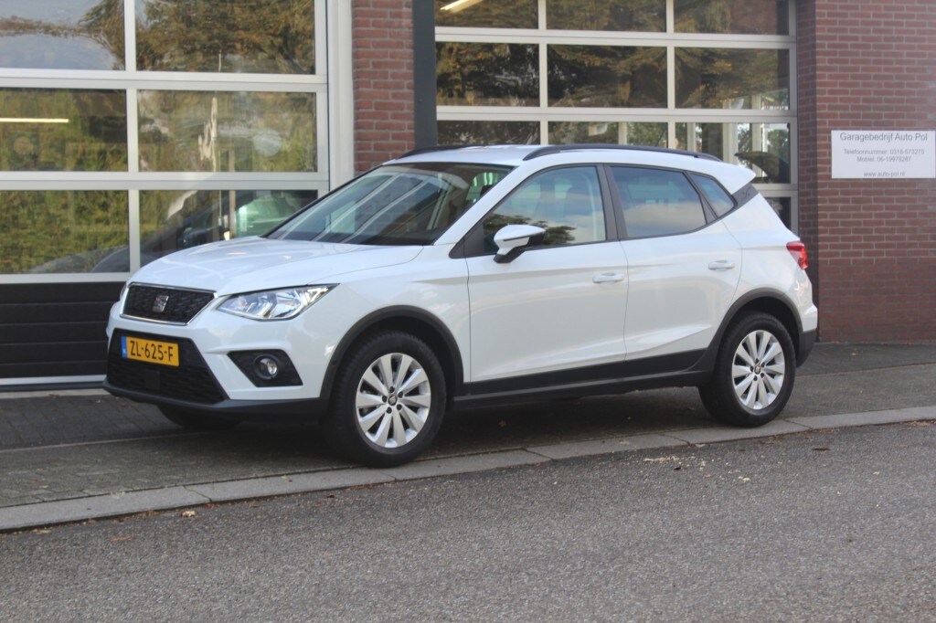 SEAT Arona 1.0 TSI STYLE BUSINESS INTENSE