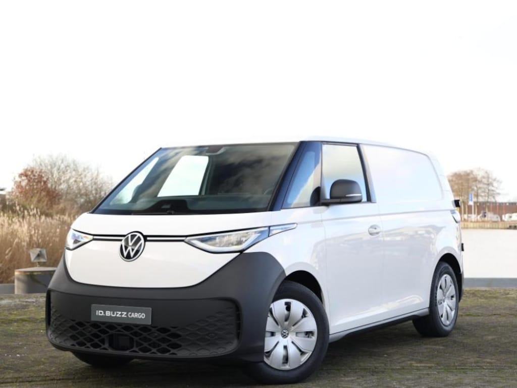 Volkswagen ID. Buzz Cargo Economy Limited Edition Elektromotor 286PK 79 kWh Okt rijden | Regensensor | Trekhaak | Achterdeuren | ACC | LED | DAB | Grote Accu