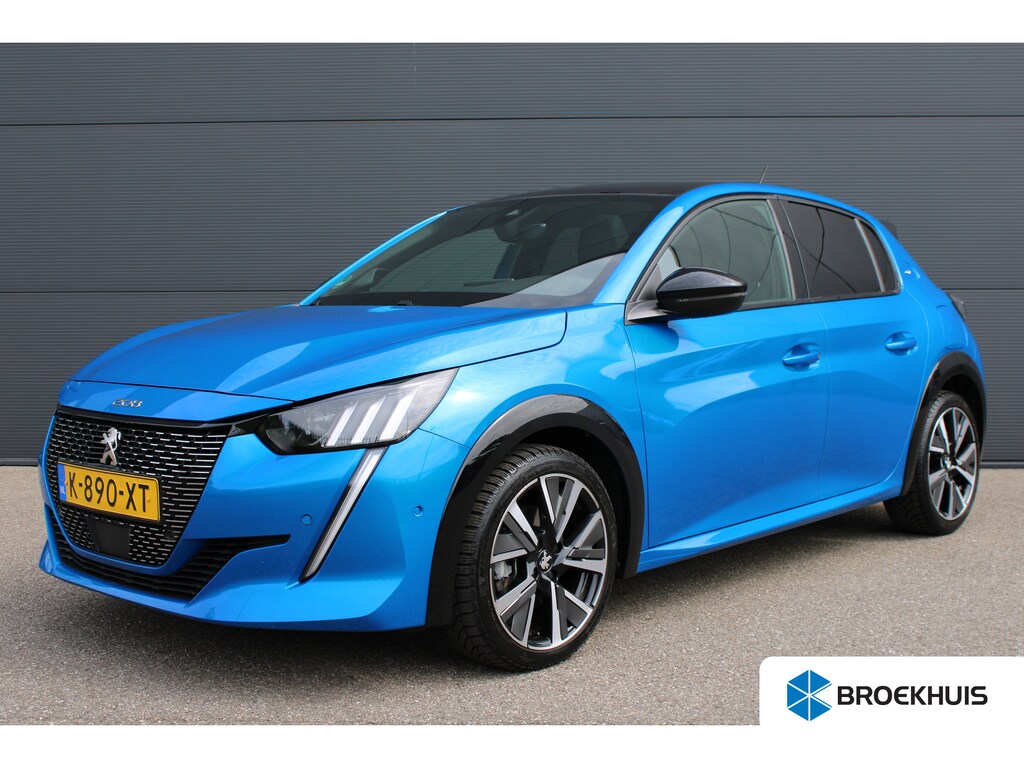 Peugeot 208 1.2 PureTech 130pk GT | Automaat | Navigatie | Camera | Panoramadak | NL auto | 1e Eigenaar | 31.000km |
