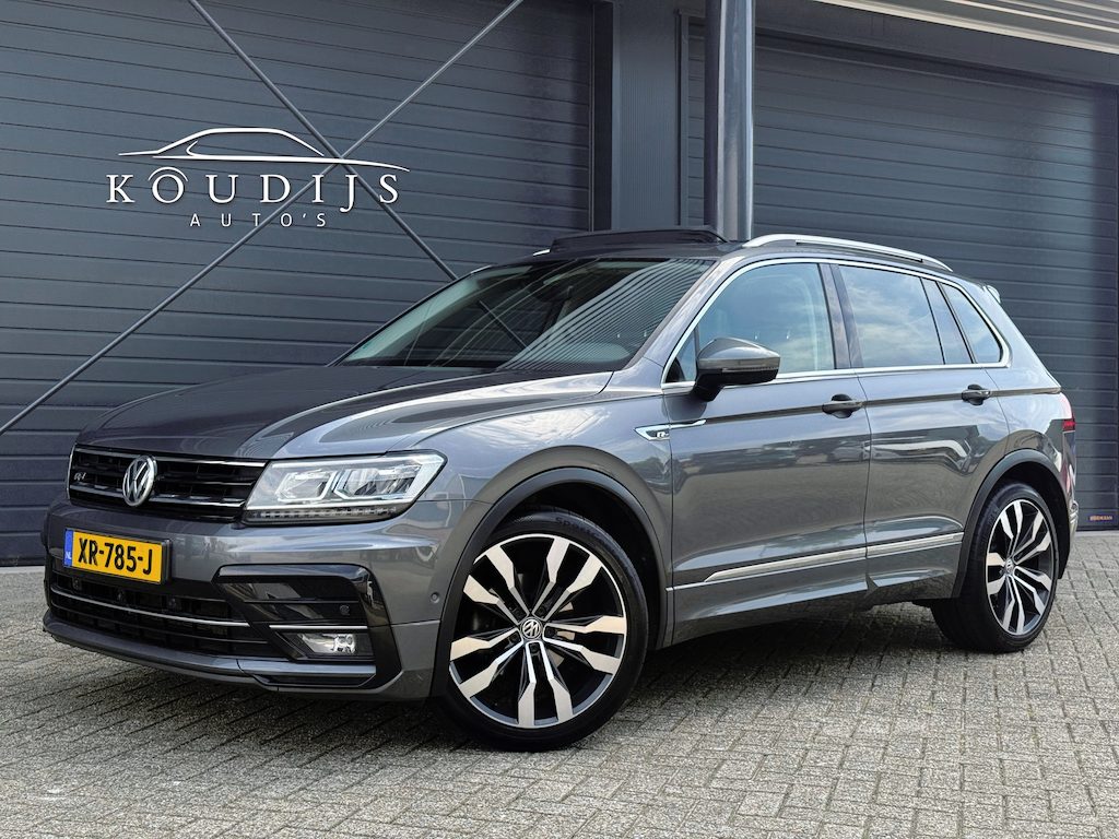 Volkswagen Tiguan 1.5 TSI ACT Highline Business R-Line, Panodak, 360, Elek. Trekhaak, Dealer onderhouden