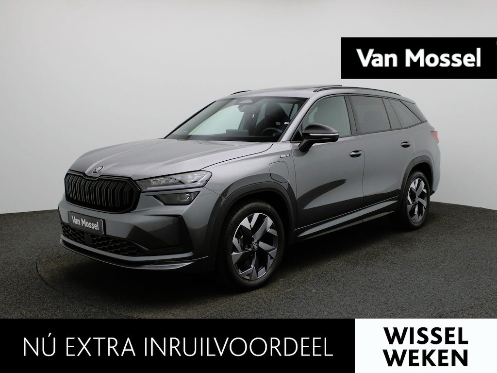 Skoda Kodiaq 1.5 TSI PHEV Sportline Business 204 PK |inruilpremie €2000,-|204PK | Automaat | Panoramadak | Matrix LED Koplampen | Navigatie | Apple Carplay/Android Auto | Keyless Entry | Achteruitrijcamera | Climate Control | Adaptive Cruise Control | Parkeersensoren | Elektrische achterklep | Privacy Glass | Stoelverwarming | Lichtmetalen velgen | Direct leverbaar! |