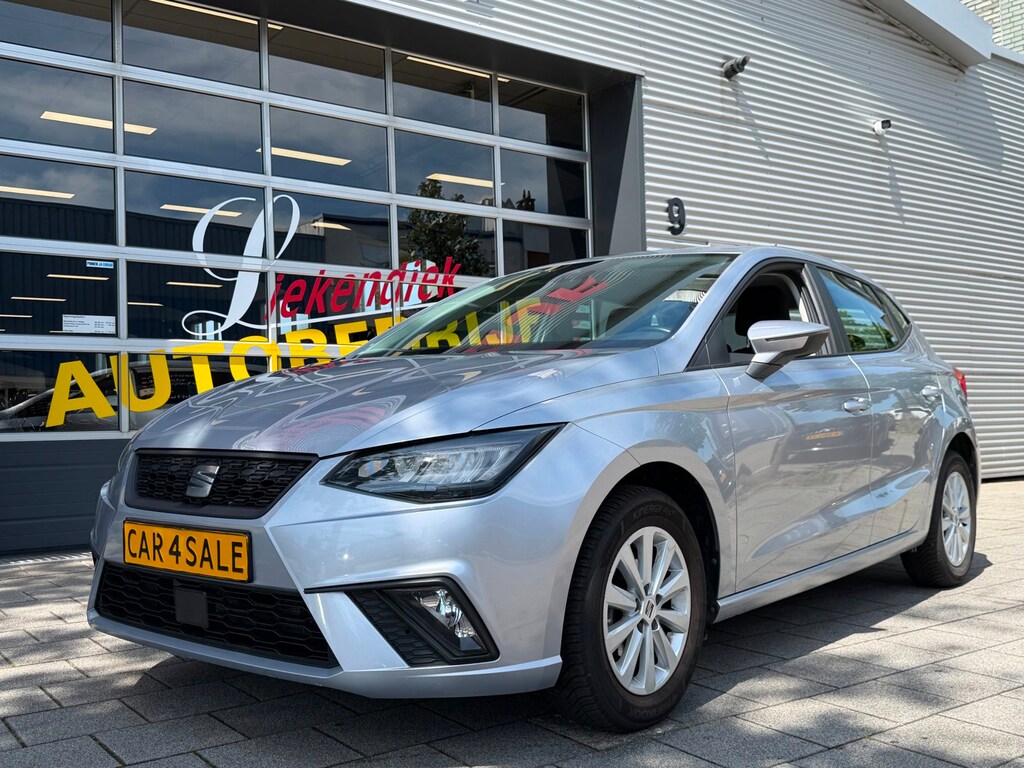 SEAT Ibiza 1.0 EcoTSI Style - Navigatie I Airco I Sport velgen I LED I PDC I Comfort pakket I Dealer onderhouden