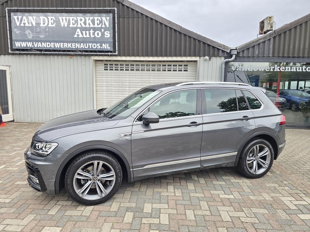Volkswagen Tiguan 1.5 TSI ACT Highline Business R-Line AUTOMAAT Pano|Vol Opties|Nap!!
