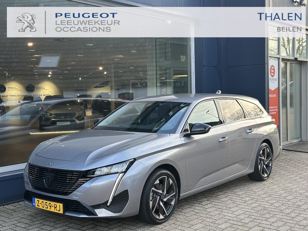 Peugeot 308 SW 1.2 Turbo 130 PK Allure | Automaat | Trekhaak 1400 KG | Navigatie | 360 Graden HD Camera | Full LED Verlichting | Cruise Control | Keyless Entry | Dode Hoek Detectie | Adaptieve Cruise Control | Digitaal Dashbord | 17" Lichtmetalen Velgen |