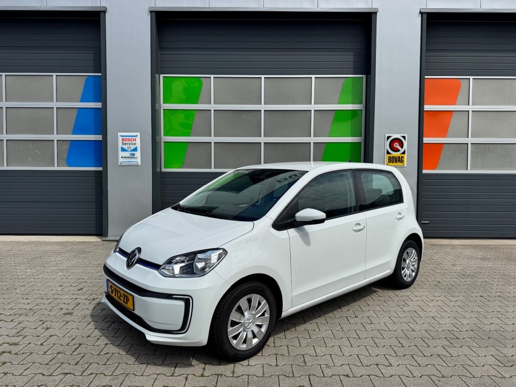 Volkswagen Up! E-UP! STYLE / Camera / SOH 90% / Stoelverwarming / WLTP 260km