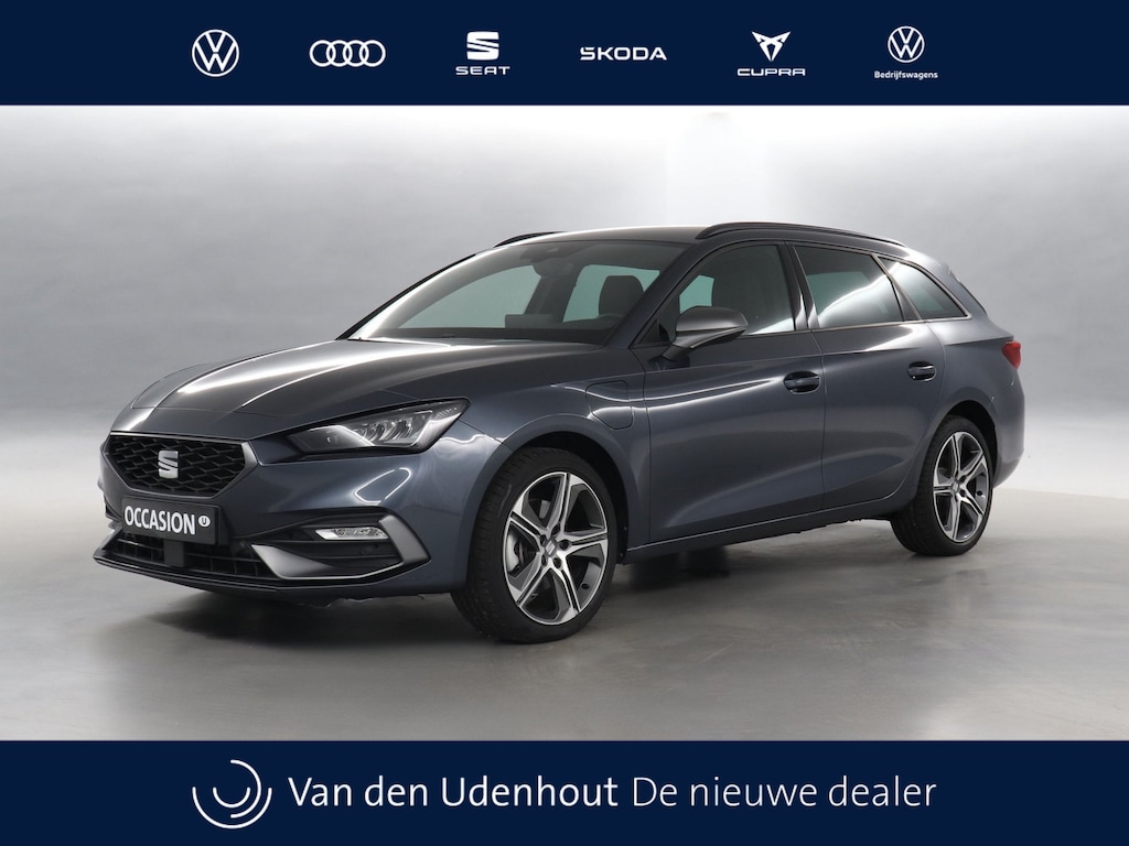 SEAT Leon Sportstourer 1.5 TSI 204pk e-Hybrid FR Business DSG / Navigatie / Sfeerverlichting / Camera