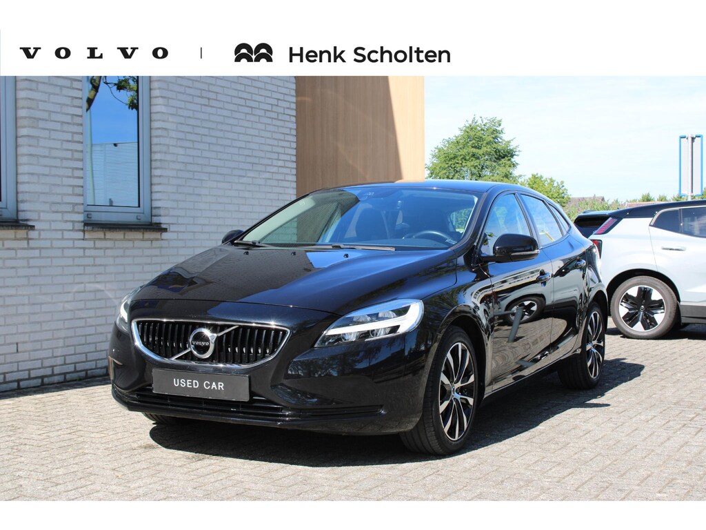 Volvo V40 T3 Aut. Dynamic Edition | Autonomous emergency braking | Cruise control | Electronic climate control | 17" lichtmetalen velgen | Voorstoelen verwarmd | Regensensor | Schakelpaddles | DAB ontvanger |