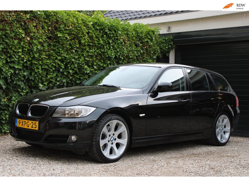 BMW 3-Serie Touring 320i Business Line | Dealeronderhouden