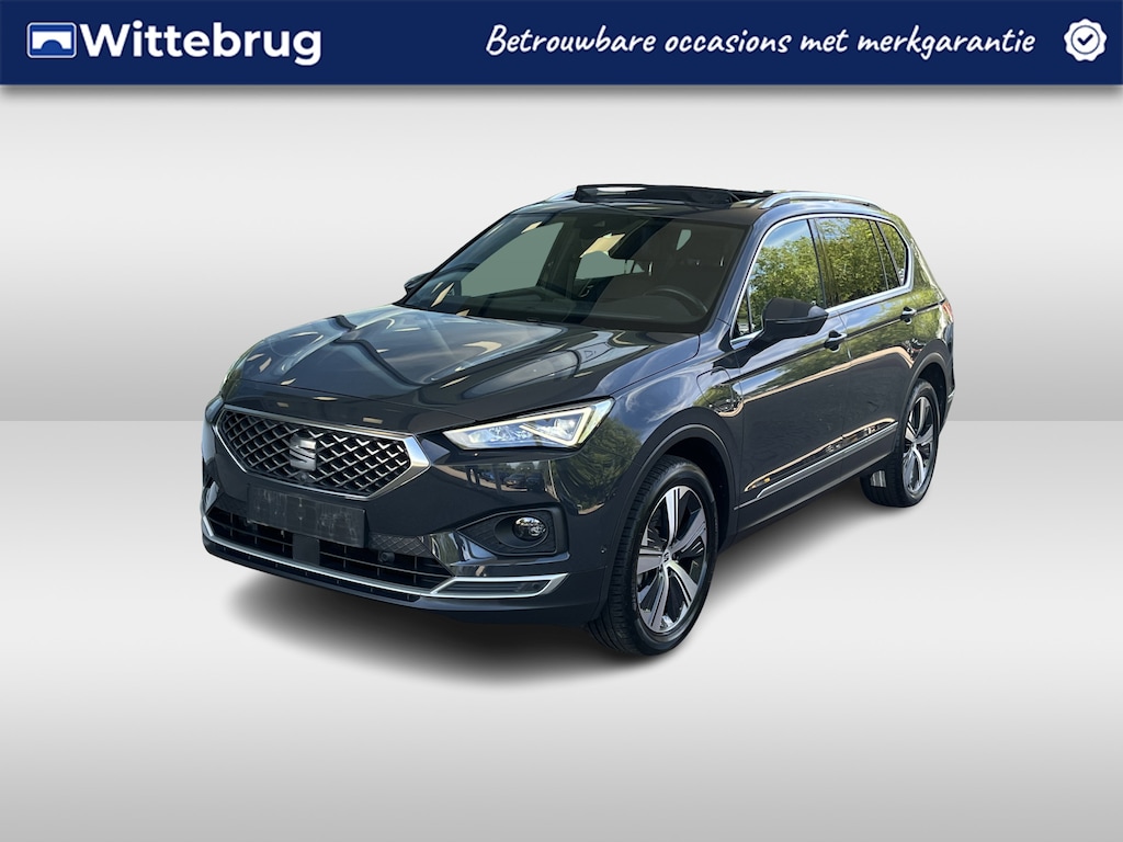 SEAT Tarraco 1.4 TSI 245pk e-Hybrid PHEV Xperience DSG Automaat / Panorama dak / Wegkl Trekhaak / LEDER / 360 Camera / LM 19 inch / Navigatie
