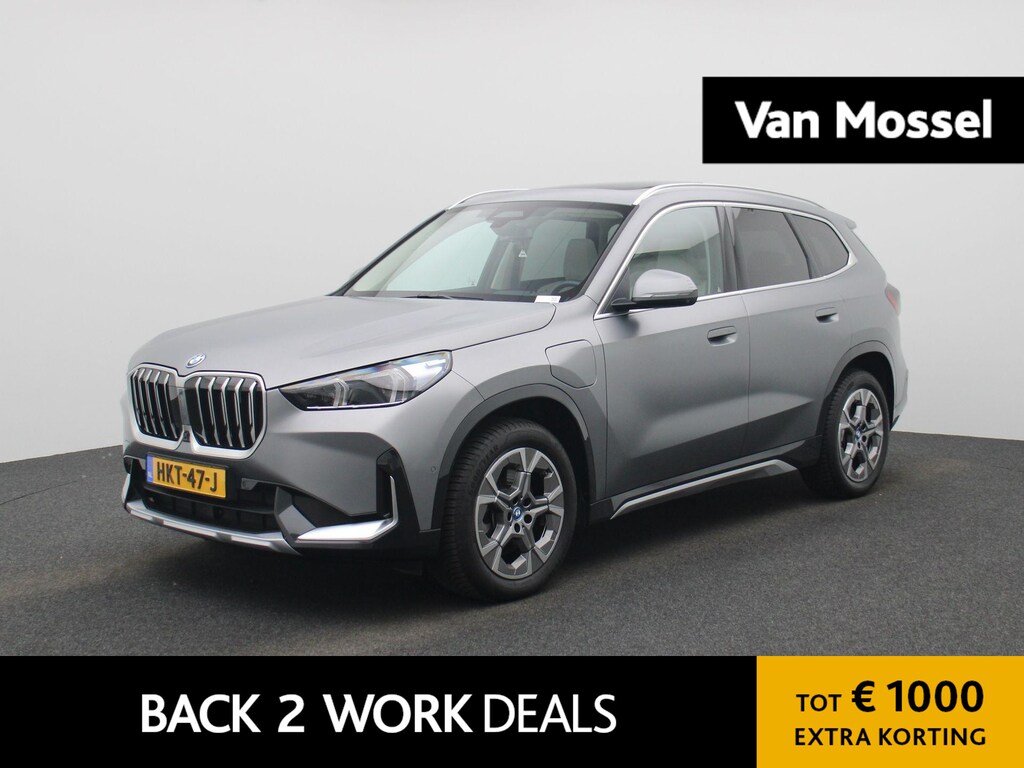 BMW X1 xDrive25e | Automaat | Leder | Panorama dak | Stoel verwarming | Virtual cockpit | Harman Kardon | Memory Seats | Apple Carplay / Android Auto | Achteruitrijcamera 360 | Climate Control | Cruise Control | Elektrische Achterklep | Lichtmetalen Velgen |