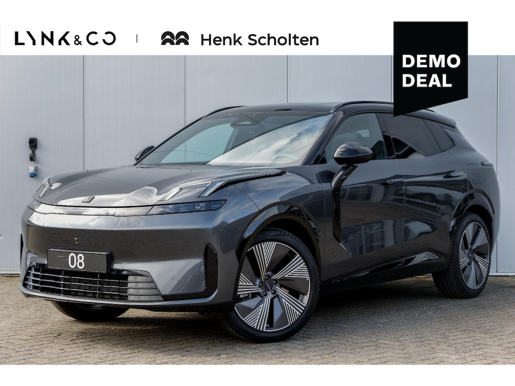 Lynk & Co 08 345PK More | 200km Hybride | Stoelmassage, Verwarming en Ventilatie | Panoramadak | Matrix LED | Harman Kardon | 360° Camera | Getint glas | Bestuurdersstoel met geheugen | Sfeerverlichting | Apple Carplay, Dodehoekassistent | Adaptive Cruise Contol