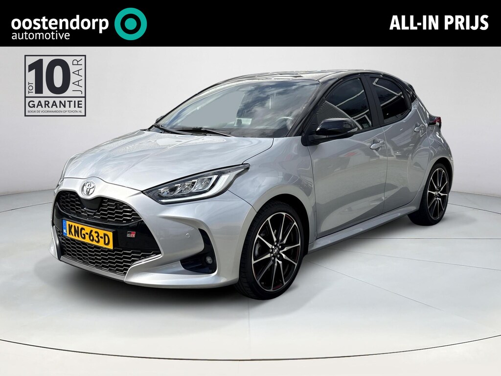 Toyota Yaris 1.5 Hybrid GR Sport **DODEHOEK DETECTIE/ STOELVERWARMING/ PARKEERSENSOREN**
