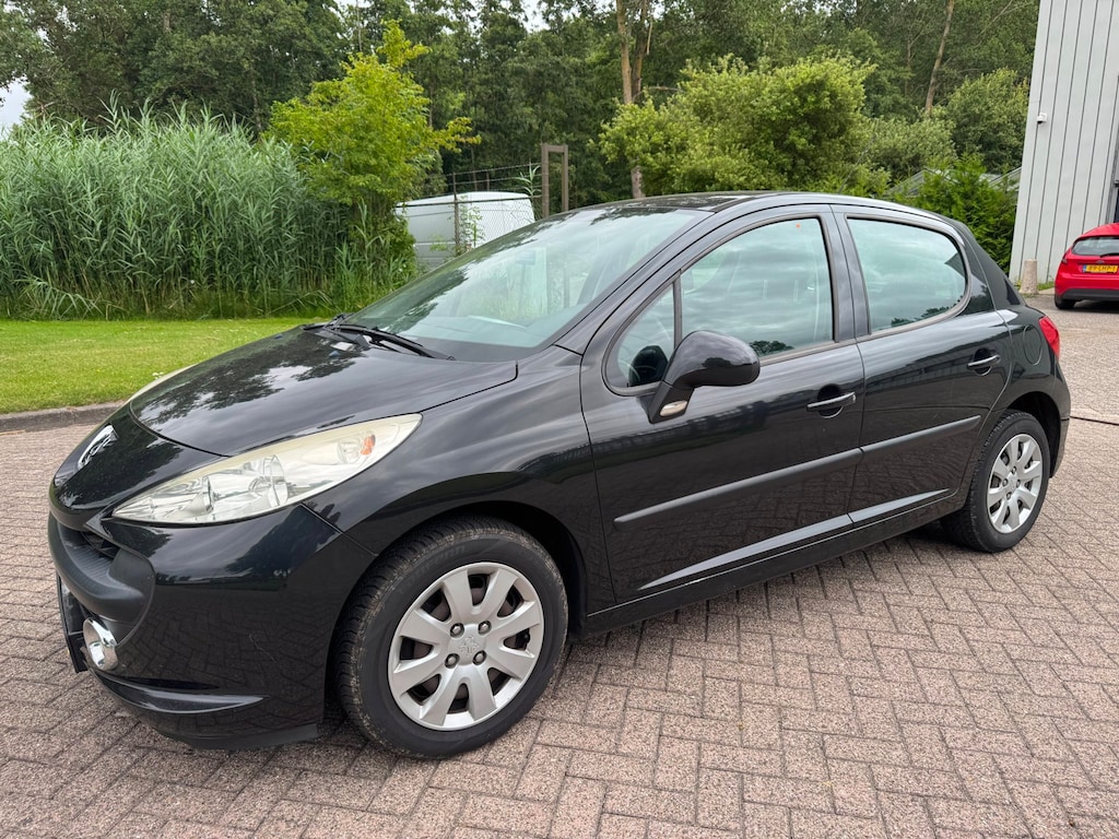 Peugeot 207 1.4 VTi Look /NWE APK/AIRCO/CRUISE/CENTRALE VERGRENDELING/ELEKTRISCHE RAMEN