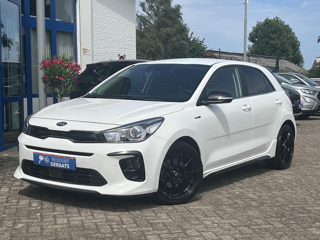 Kia Rio 1.0 TGDI GT-Line | Dodehoekherkenning, Parkeesensoren V+A & Camera, Cruise & Climate Control, CarPlay, Stuur- en stoelverwarming!