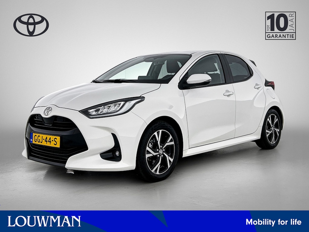 Toyota Yaris 1.5 Hybrid 115 First Edition | Dealer Onderhouden | Trekhaak Afneembaar | Apple CarPlay/Android Auto | Cruise Control Adaptive | Climate Control  | Achteruitrijcamera |