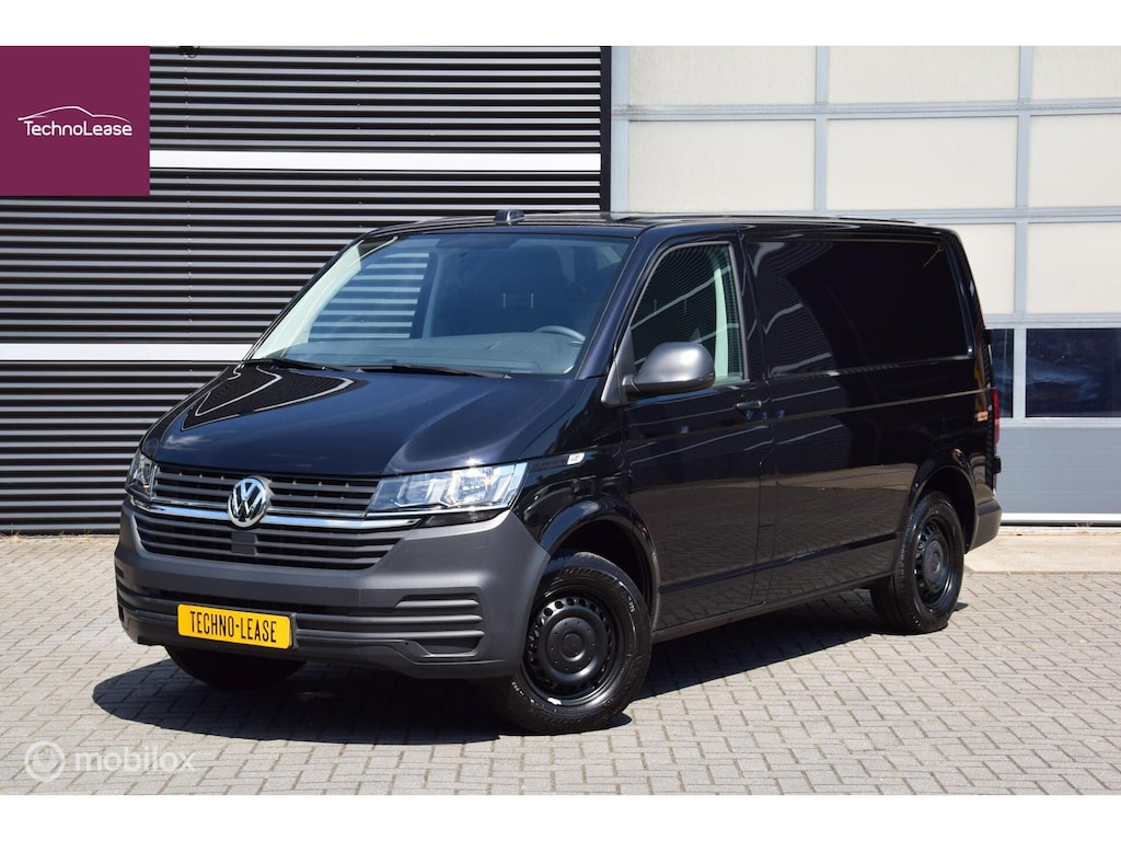 Volkswagen Transporter 2.0 TDI L1H1 26 Economy Business Cruise Parkeersensoren