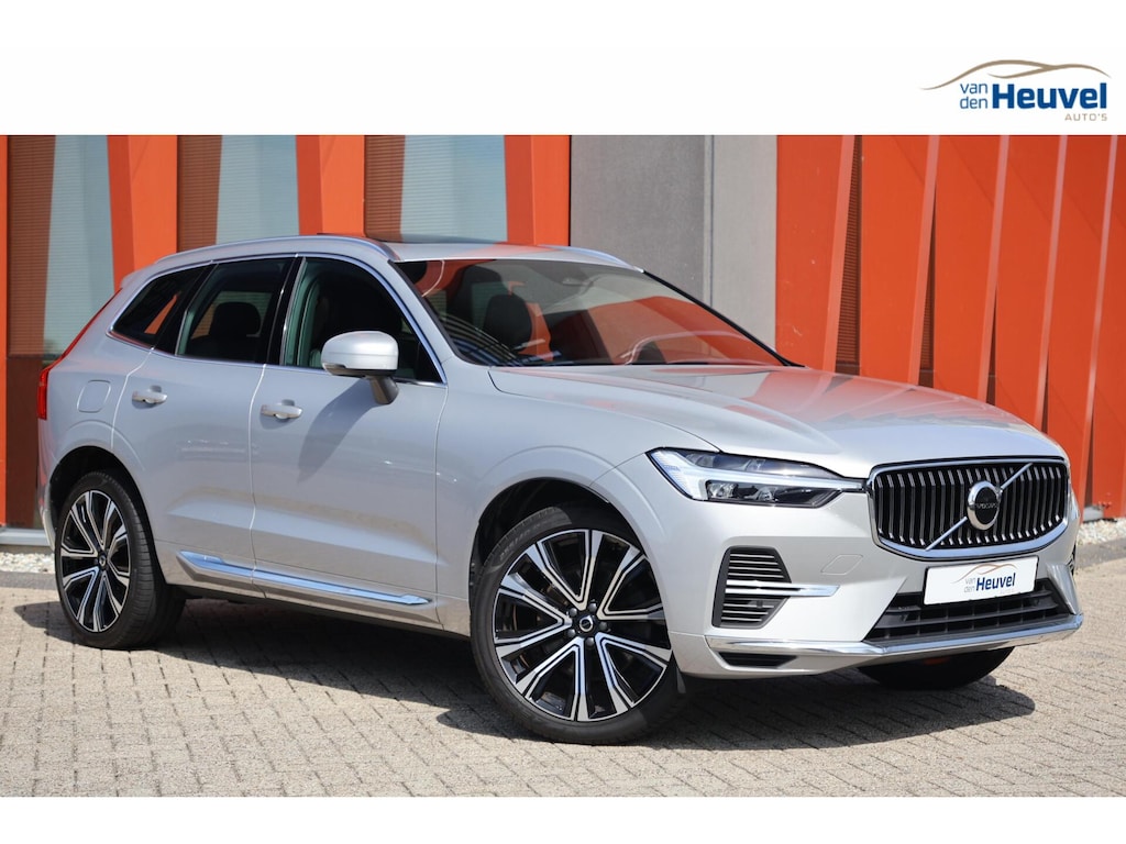 Volvo XC60 T6 Recharge AWD Plus Bright | Stoelverwarming | Trekhaak | Parkeercamera | Panoramadak | Long Range | Memory Stoelen | Keyless