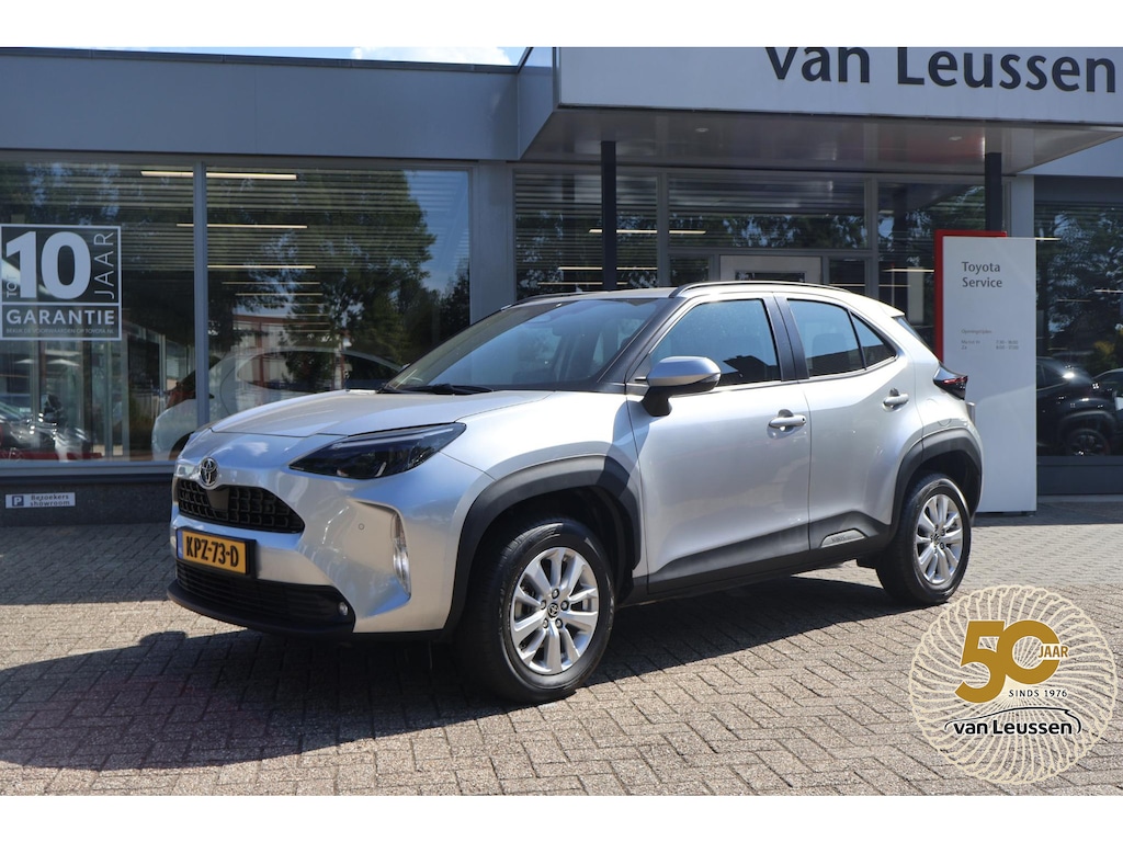 Toyota Yaris Cross 1.5 HYBRID DYNAMIC STOEL/STUUR&WISSERVERW DODEHOEK DETECTIE LM-VELGEN CAMERA SENSOREN AD-CRUISE APPLE/ANDROID