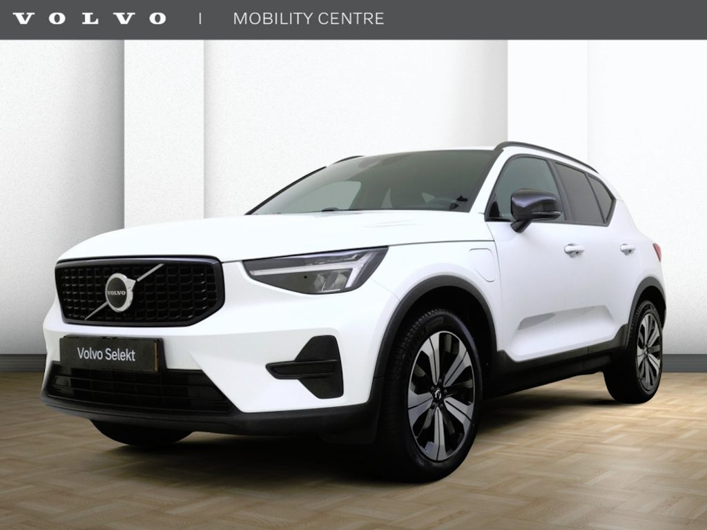 Volvo XC40 T4 Plus Dark | Achteruitrijcamera | Keyless | 19" |