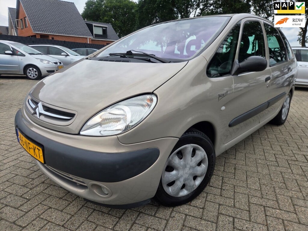 Citroën Xsara Picasso 1.8i-16V Différence 2 2003. Climate/Cruise/Trekhaak etc.. APK 08-2027