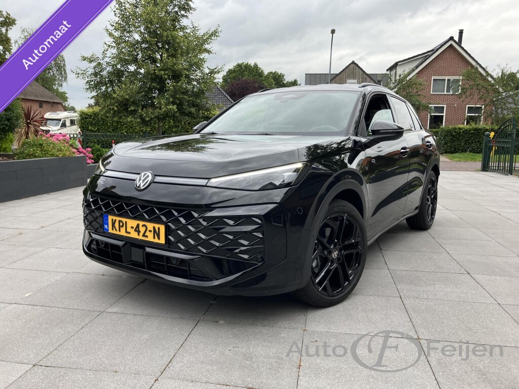 Volkswagen T-Roc 1.5 eTsi DSG R-LINE FIRST EDITION BLACK STYLE 19 INCH