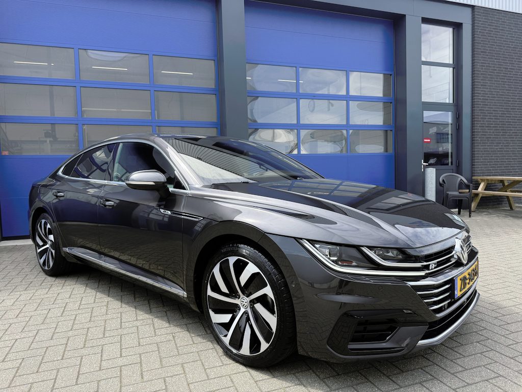 Volkswagen Arteon 1.5 TSI 150pK | 360° Camera | Apple CarPlay | Virtual Cockpit | Business R