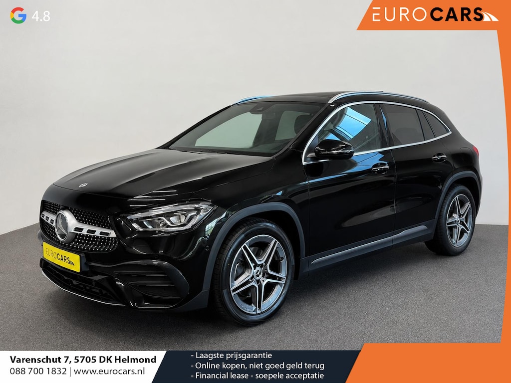 Mercedes-Benz GLA 200 AMG Line Business Solution Automaat Panoramadak Camera Navigatie Stoelverwarming Ambient Lighting Carbon Interior Pack Keyles Entry