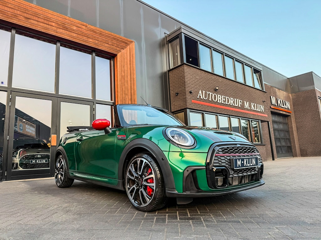 MINI John Cooper Works Cabrio 2.0 JCW Pack F1 aut 231pk/Camera/Hk/Head op/18"Jcw/Bomvol